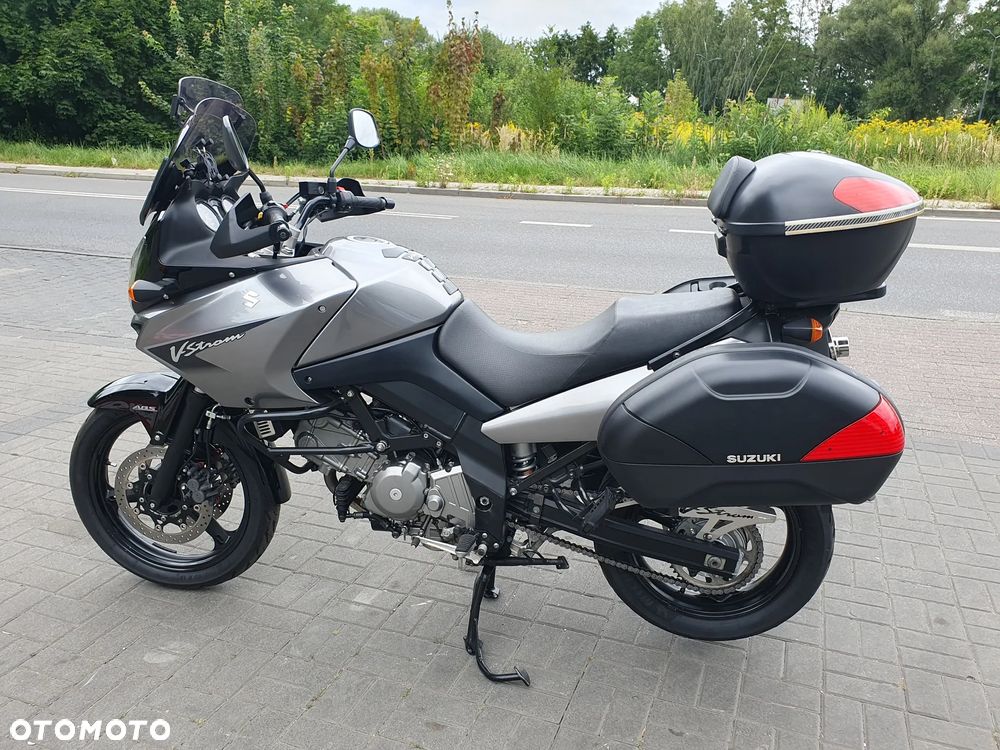 Suzuki V-STROM - 25