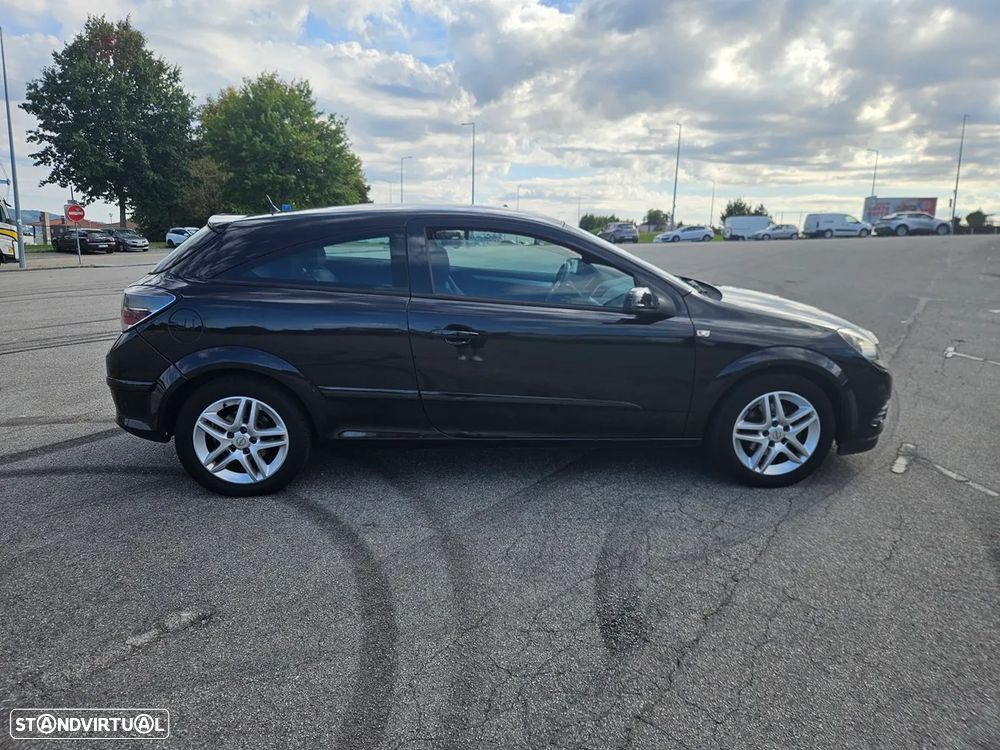 Opel Astra GTC 1.3 CDTi - 5