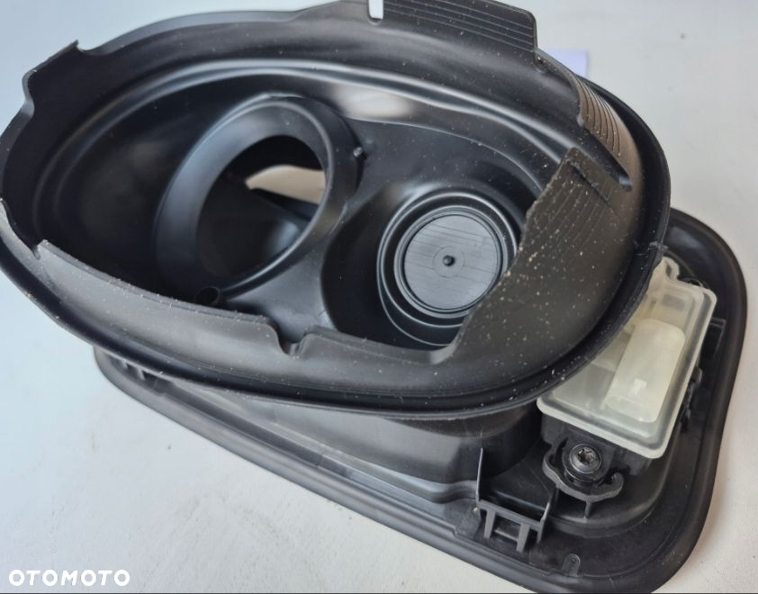 GNIAZDO ŁADOWANIA KLAPKA WLEWU PALIWA BMW IX3 G08 142904 142904-10 - 2