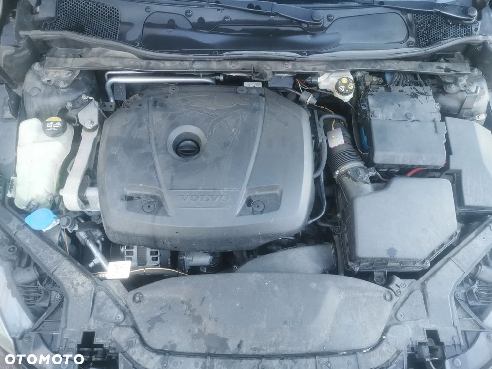 Volvo V40 T2 Summum - 23