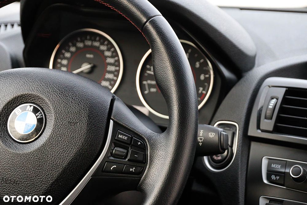 BMW Seria 1 116i Sport Line - 34