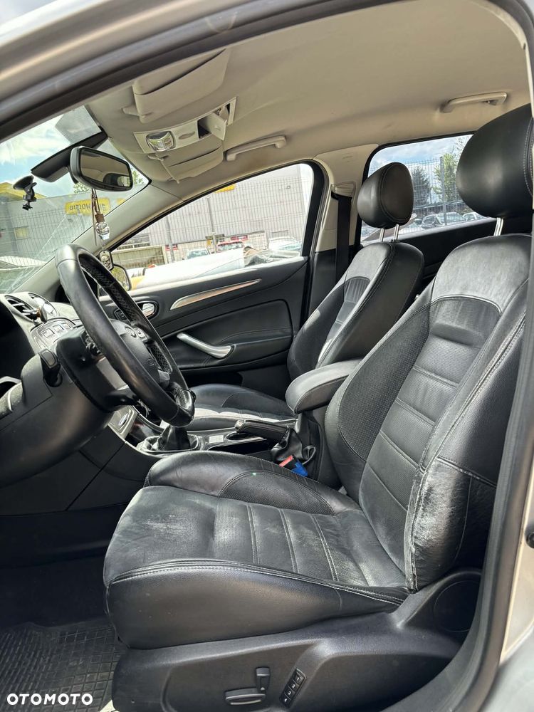 Ford Mondeo 2.0 TDCi Titanium X - 9