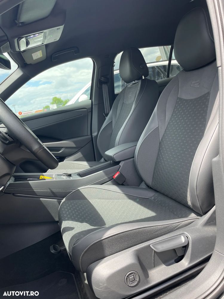 Volkswagen T-Roc 1.5 eTSI 150 CP DSG MHEV R-Line - 12
