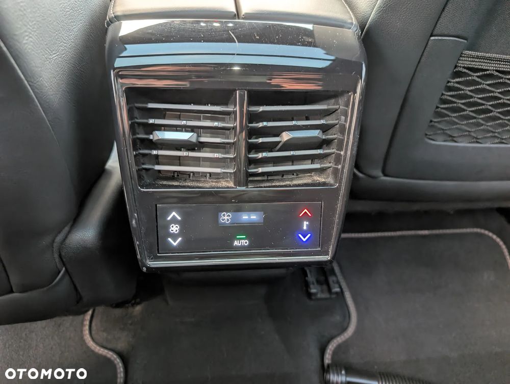 DS Automobiles DS 7 Crossback 1.6 PureTech GPF Performance Line + - 12