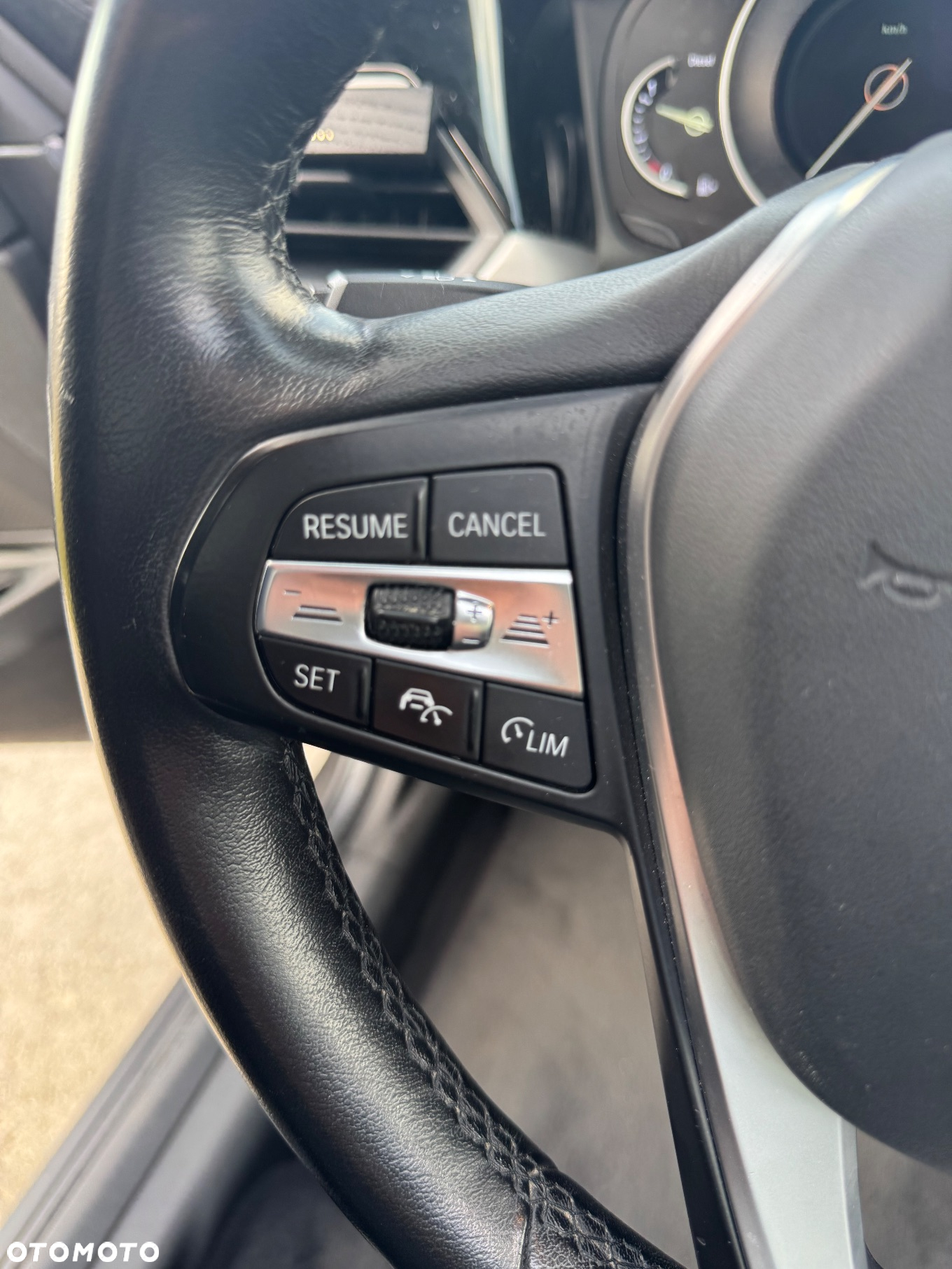 BMW Seria 3 318d Luxury Line - 38