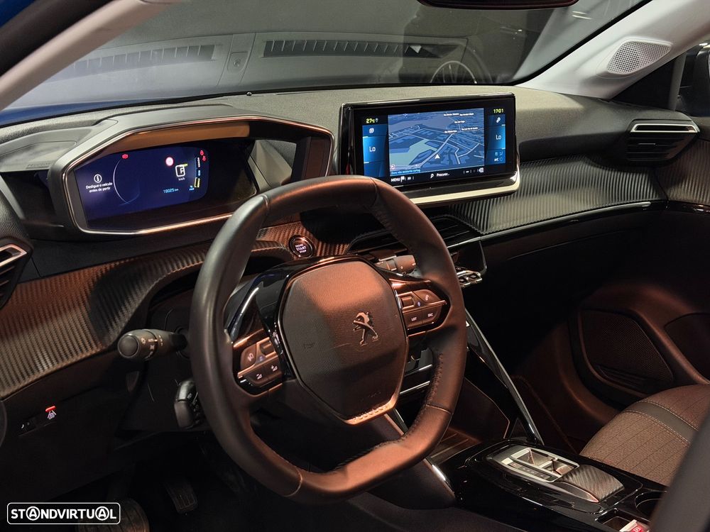 Peugeot e-208 Allure - 9