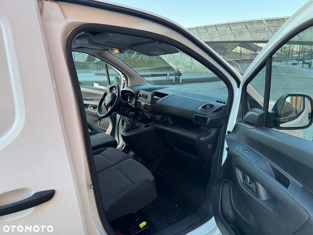 Toyota Proace City - 15