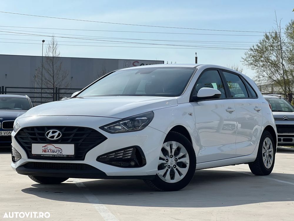 Hyundai i30 1.5 110CP 5DR M/T Comfort - 1