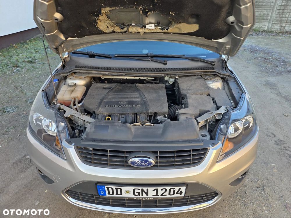 Ford Focus 2.0 16V Titanium - 25