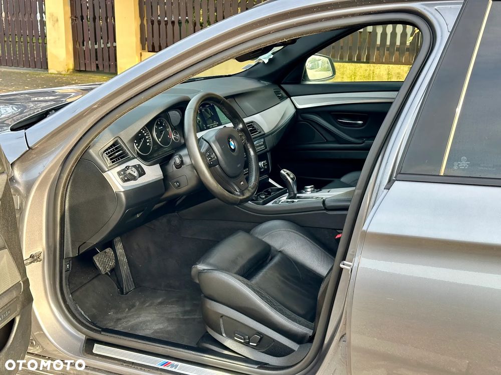BMW Seria 5 530d Sport-Aut Modern Line - 13