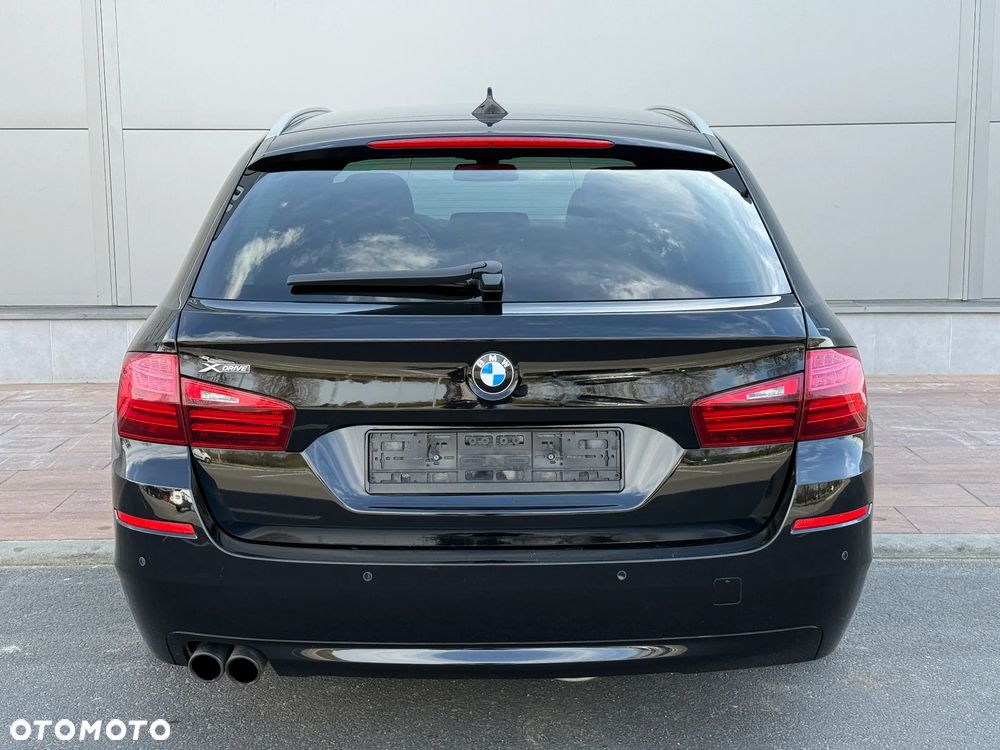 BMW Seria 5 520d xDrive - 7