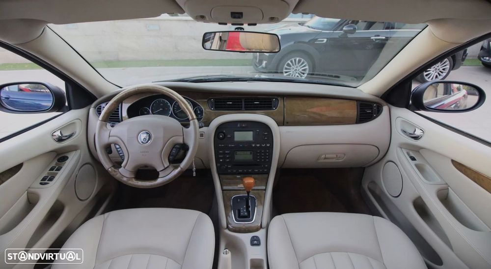 Jaguar X-Type - 26
