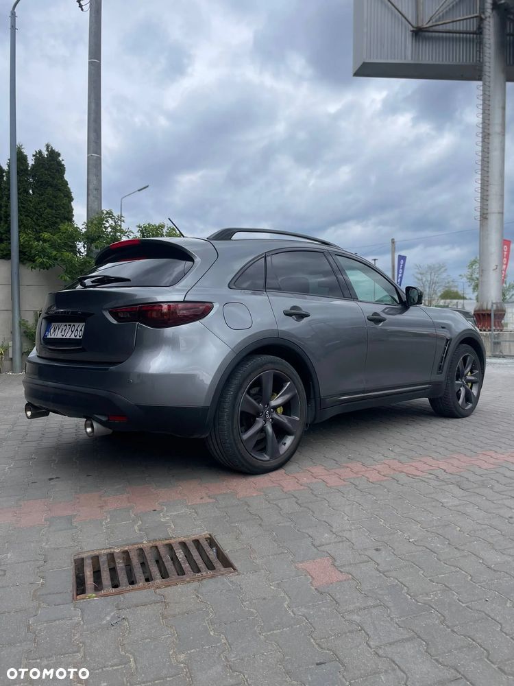 Infiniti Q70 3.7 S Premium - 3