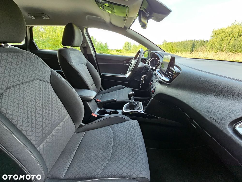 Kia Ceed 1.4 T-GDI OPF Platinum Edition - 29
