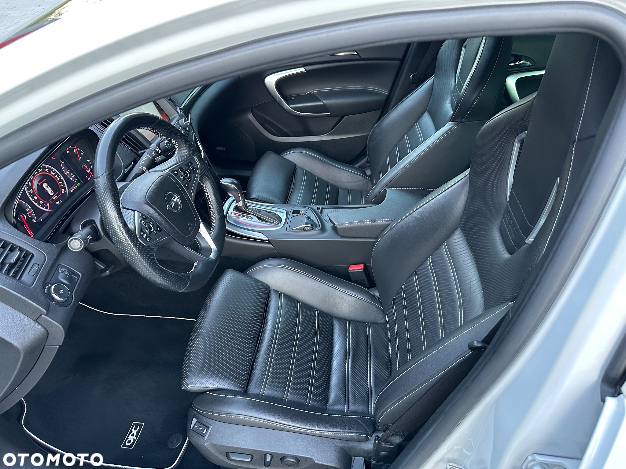 Opel Insignia 2.8 V6 Turbo Sports Tourer 4x4 Automatik OPC - 20