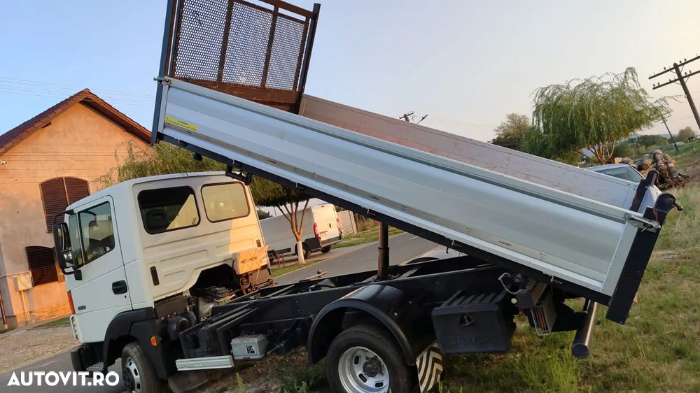 Nissan Atleon 3.5t - 4