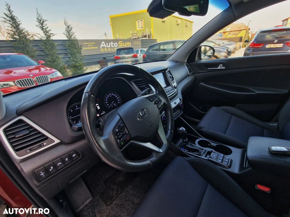 Hyundai Tucson blue 1.7 CRDi 2WD DCT Premium - 23