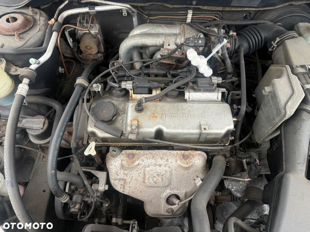 Mitsubishi Lancer VII 1.6 Maska Błotnik Drzwi Zderzak - 2