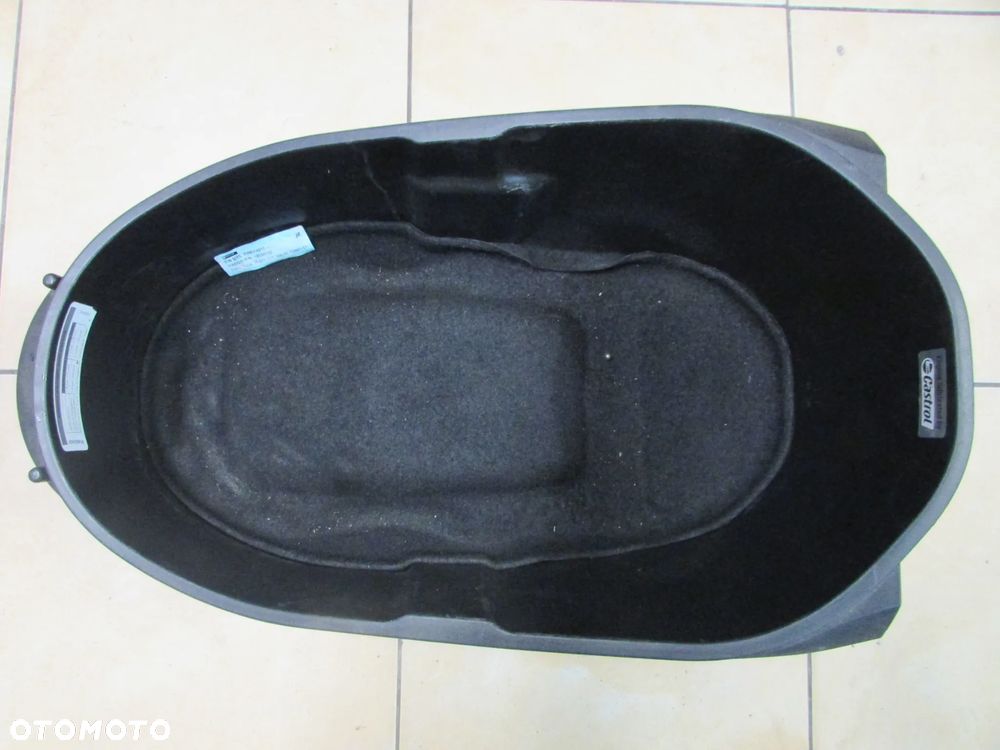 Vespa GTV 300 hpe 2024 schowek pod siedzenie - 1