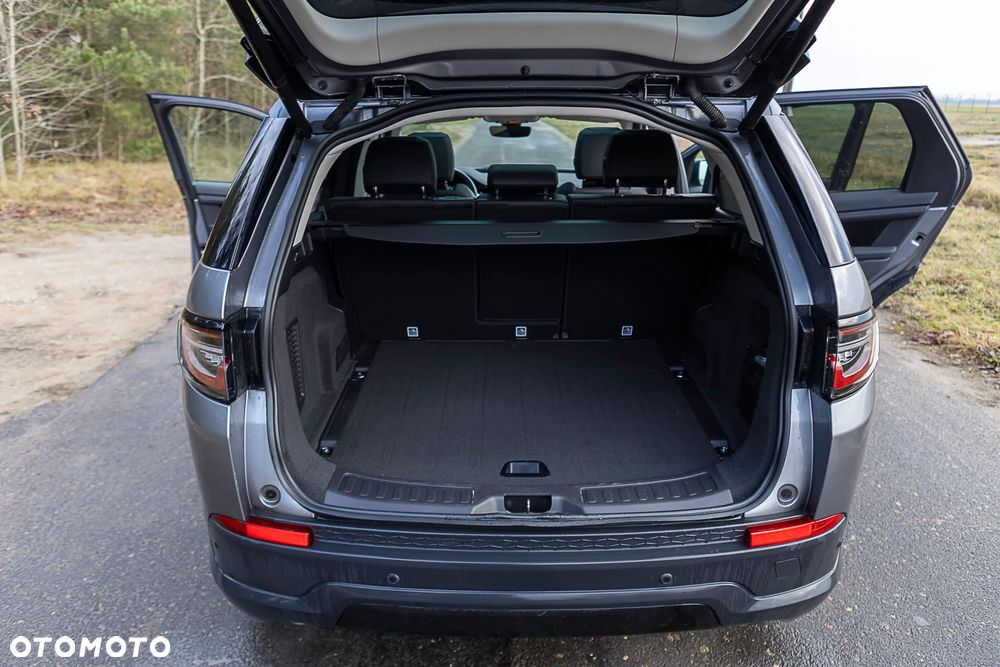Land Rover Discovery Sport - 11