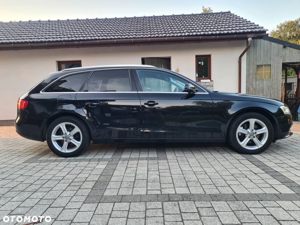 Audi A4 Avant 2.0 TDI DPF Ambition - 9