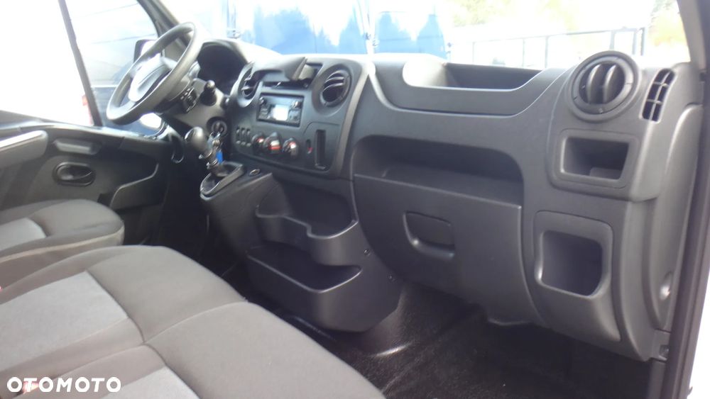 Renault Master - 11
