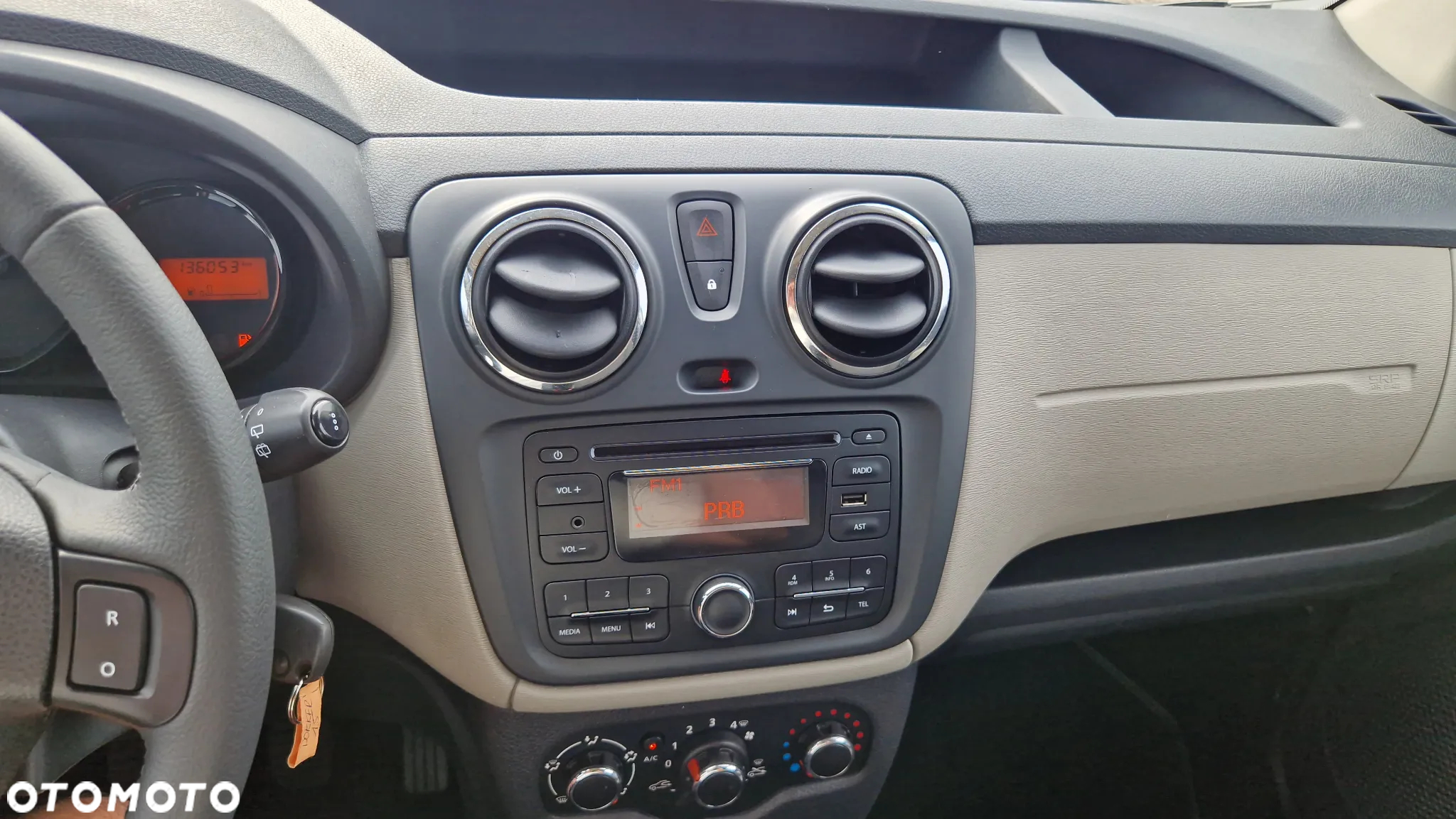 Dacia Dokker 1.6 MPI 85 Celebration - 17