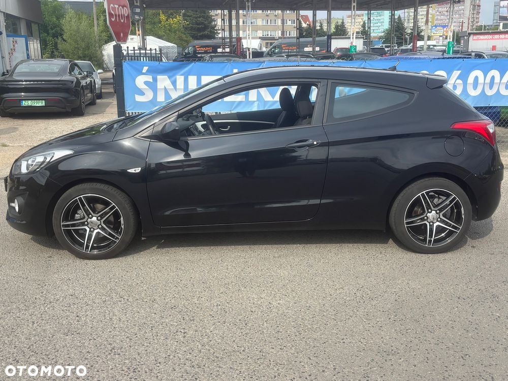Hyundai i30 1.4 Classic + - 10