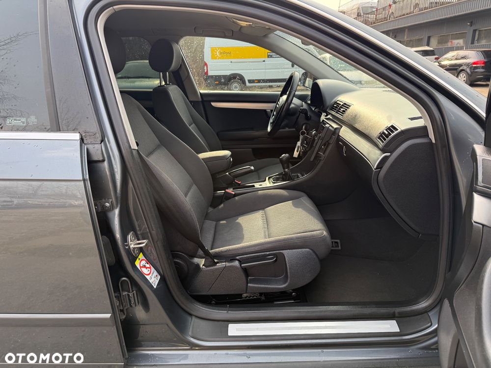 Audi A4 Avant - 4