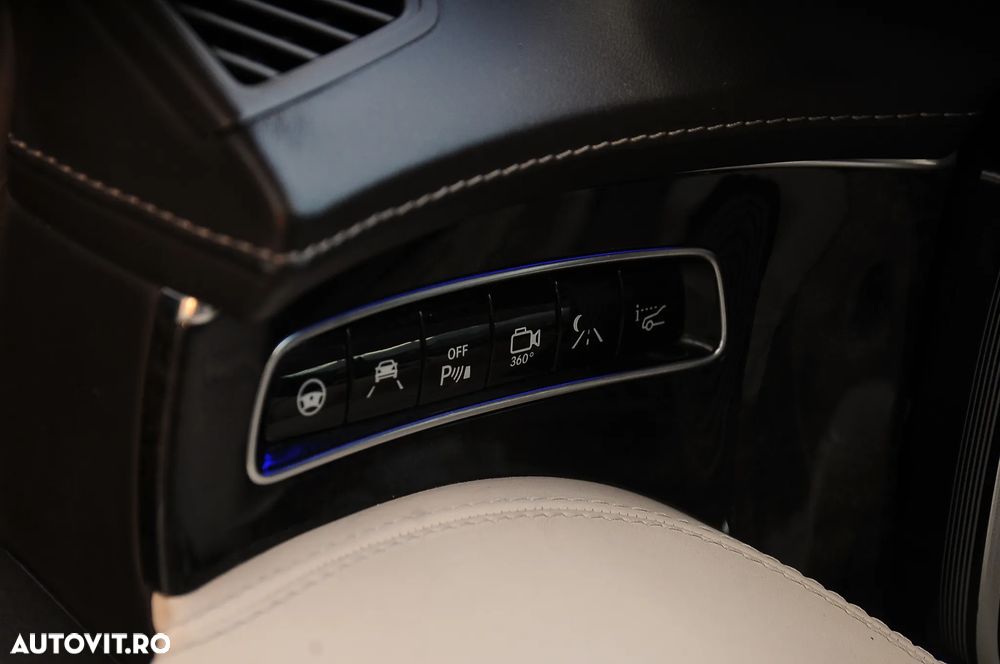 Mercedes-Benz S 500 4MATIC Aut - 17