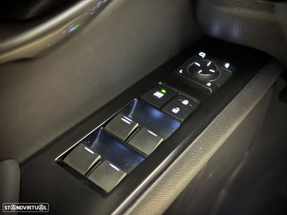 Lexus UX 250h Premium - 21