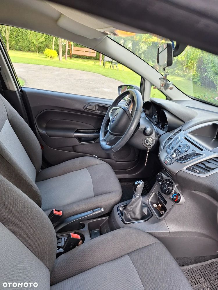 Ford Fiesta 1.25 Celebration - 4