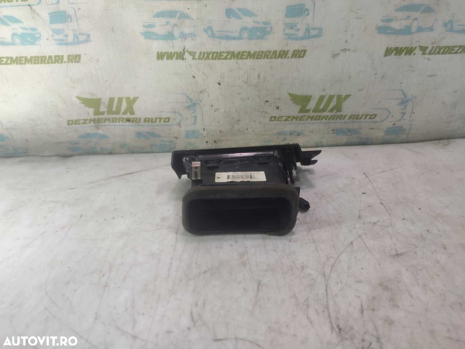 Grila ventilatie bord 921744207 BMW X4 F26 [2014 - 2018] 3.0d  N57D30 - 2