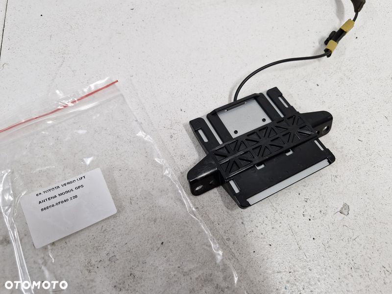 toyota verso lift antena moduł gps 86860-0f040 - 5