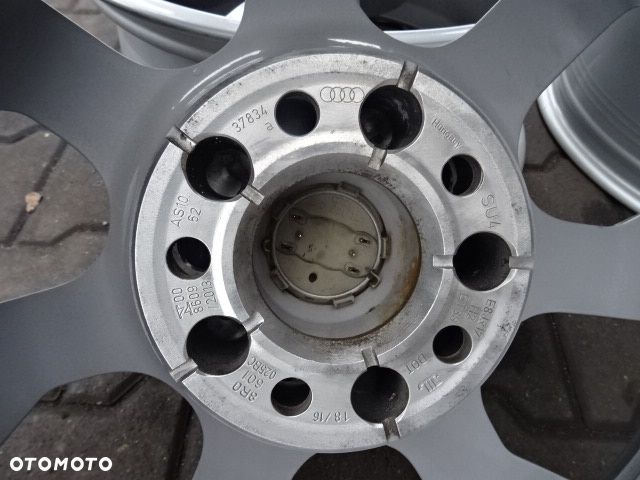 5x112x66,5 8Jx17 ET33 AUDI oryginał - 10