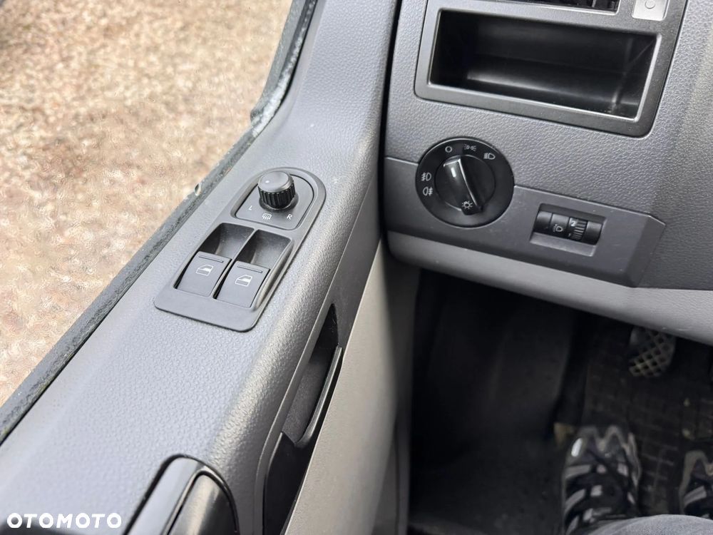 Volkswagen TRANSPORTER LONG 4X4 - 29