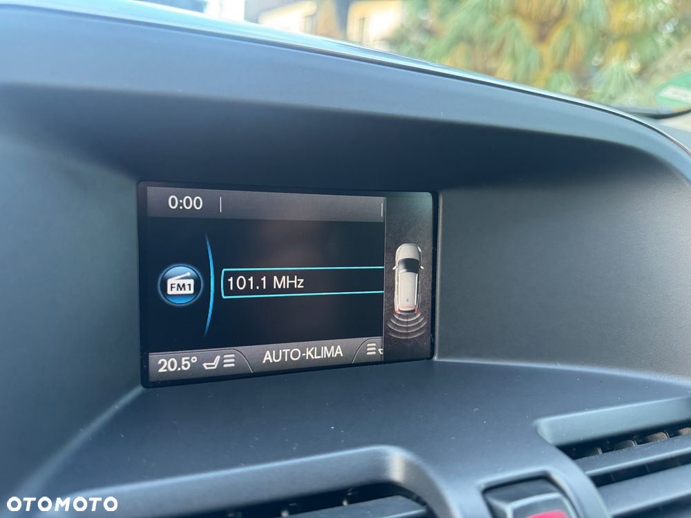Volvo XC 60 D5 AWD Edition Pro - 21