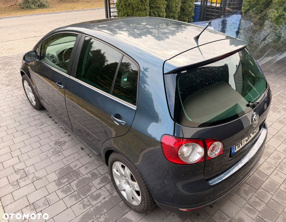 Volkswagen Golf Plus 2.0 TDI DPF Trendline - 11
