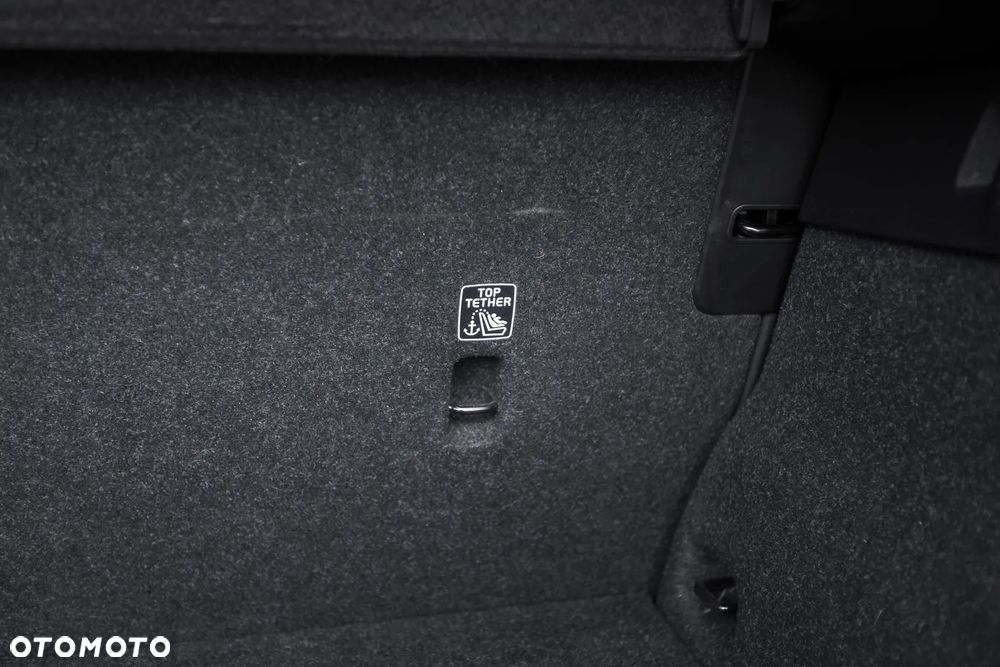 Volvo XC 40 T3 Momentum Core - 34