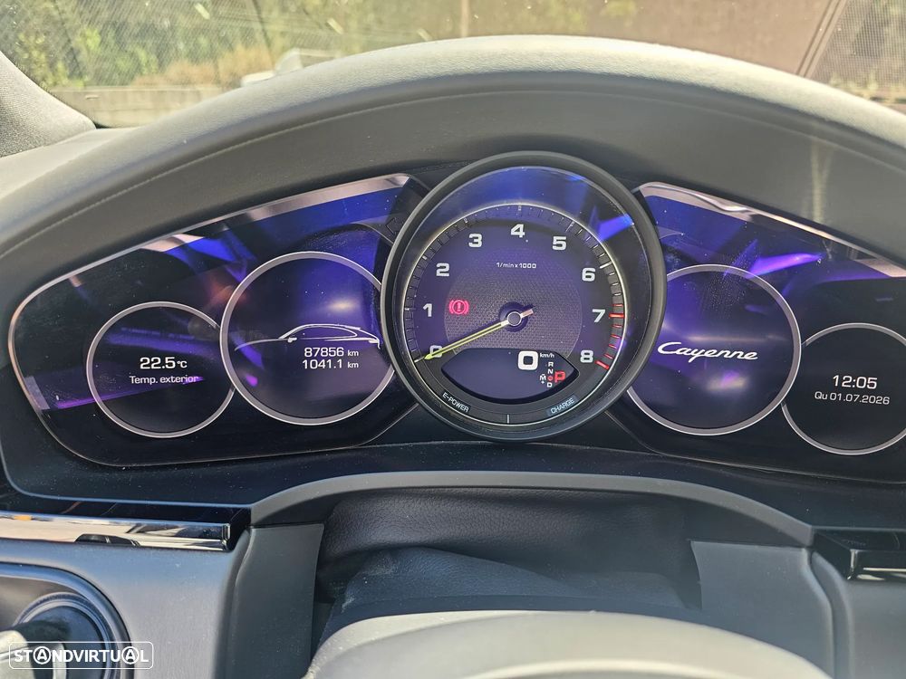 Porsche Cayenne E-Hybrid Tiptronic S Platinum Edition - 11