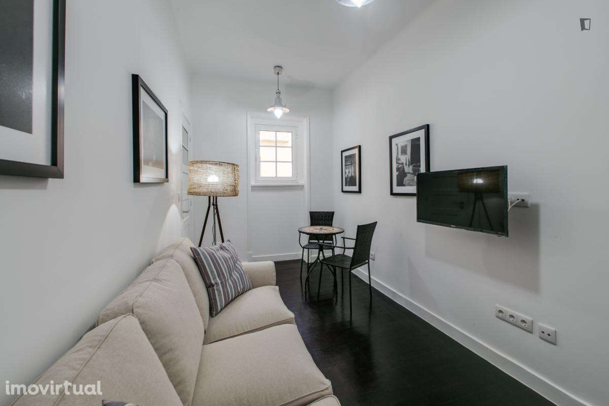 Quarto - localizado em Saldanha Lisbon - Grande imagem: 4/23