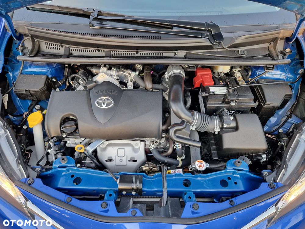 Toyota Yaris 1.5 Premium - 14