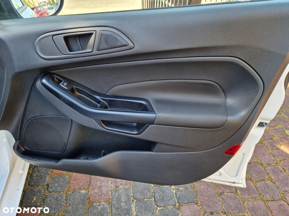 Ford Fiesta 1.25 Silver X (Ambiente) EU6 - 15
