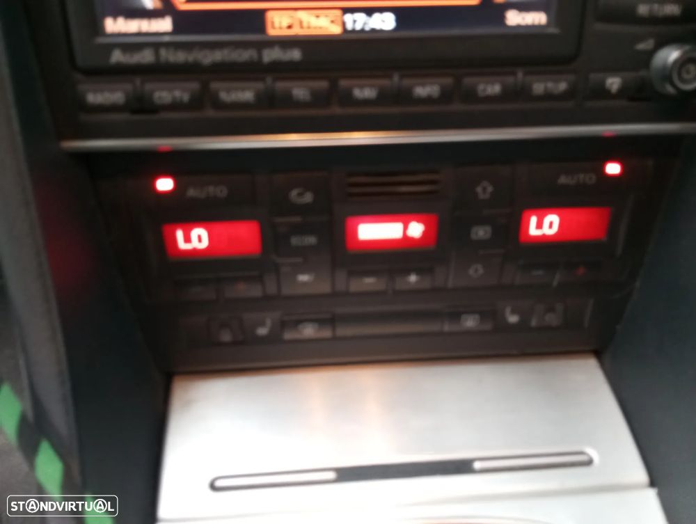 Audi A4 Avant 2.0 TDI S-line - 28