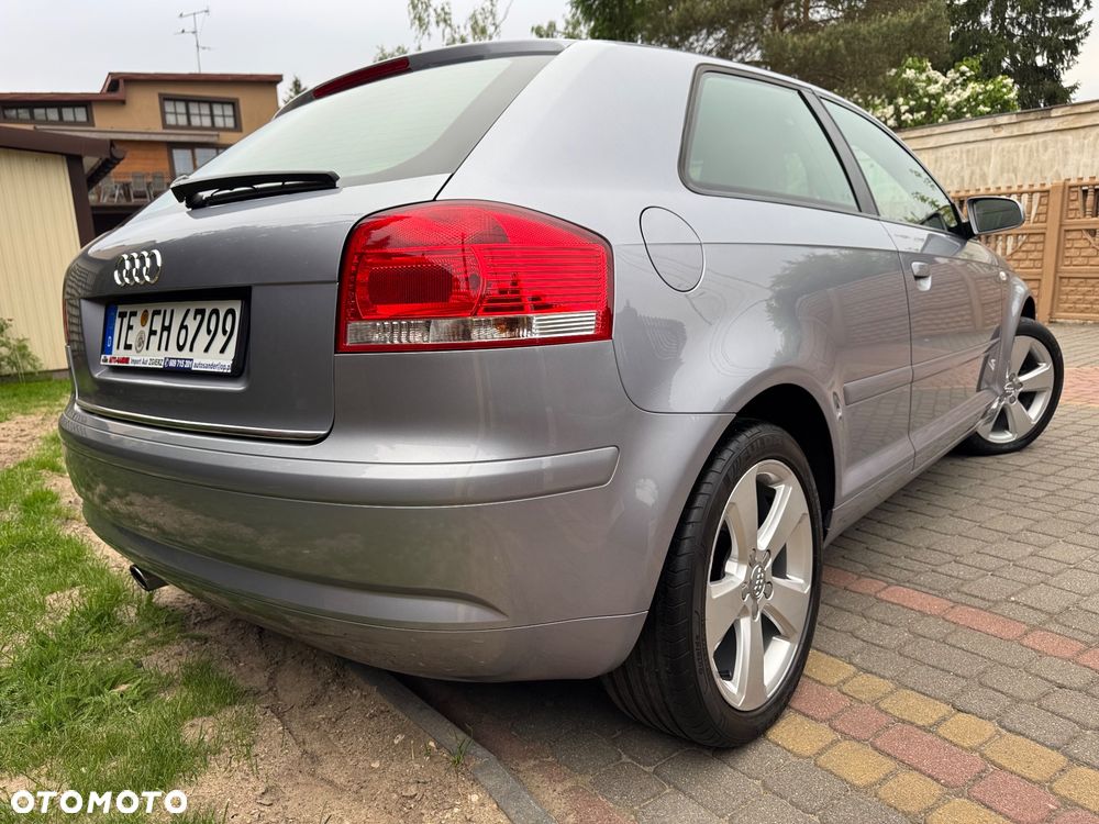 Audi A3 3-drzwiowe 1.6 Ambiente - 3