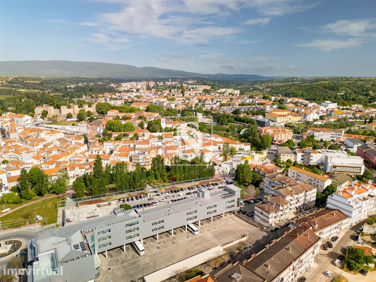 Apartamento T3 para Venda – Localização Privilegiada em Torres Novas - Grande imagem: 2/23