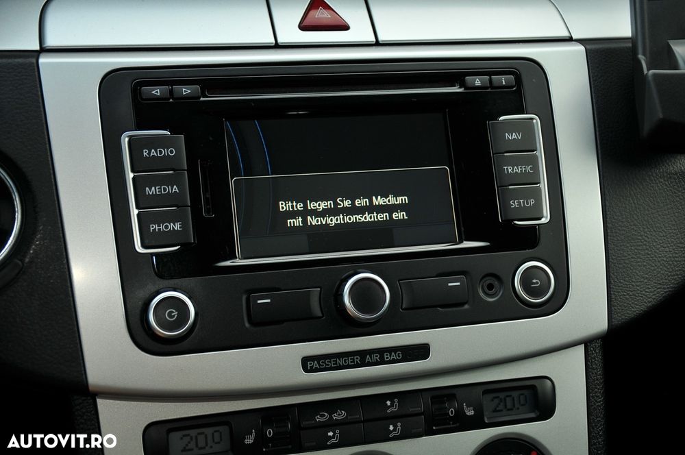 Volkswagen Passat - 18