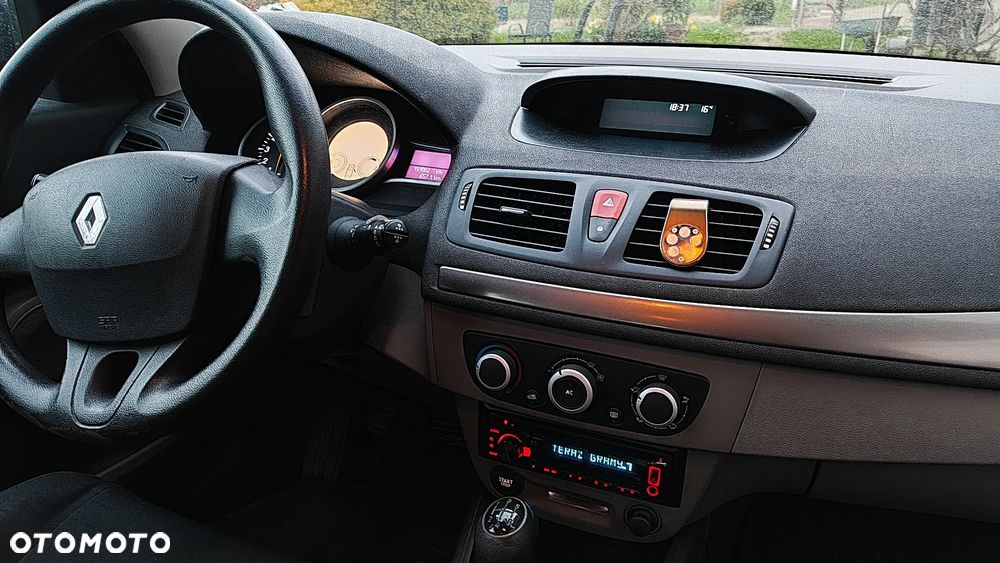 Renault Megane 1.6 16V 100 Expression - 5