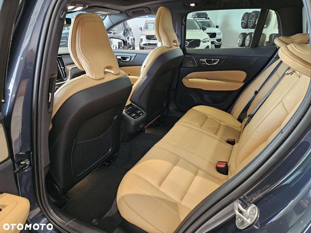 Volvo V60 - 37