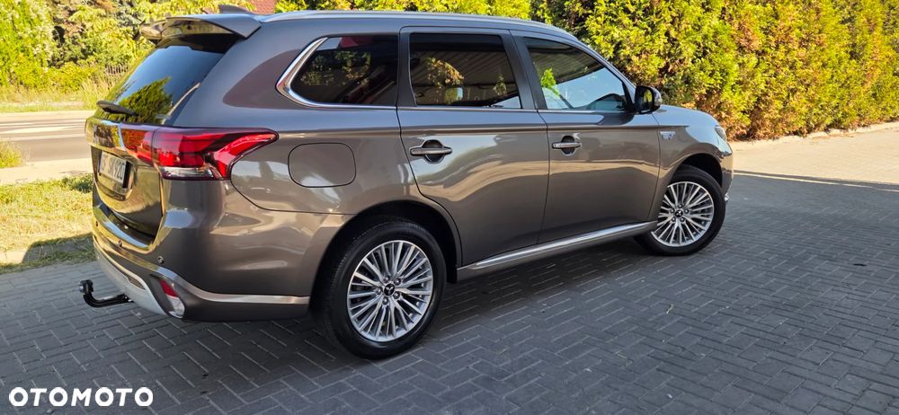 Mitsubishi Outlander 2.4 4WD Diamant+ - 14